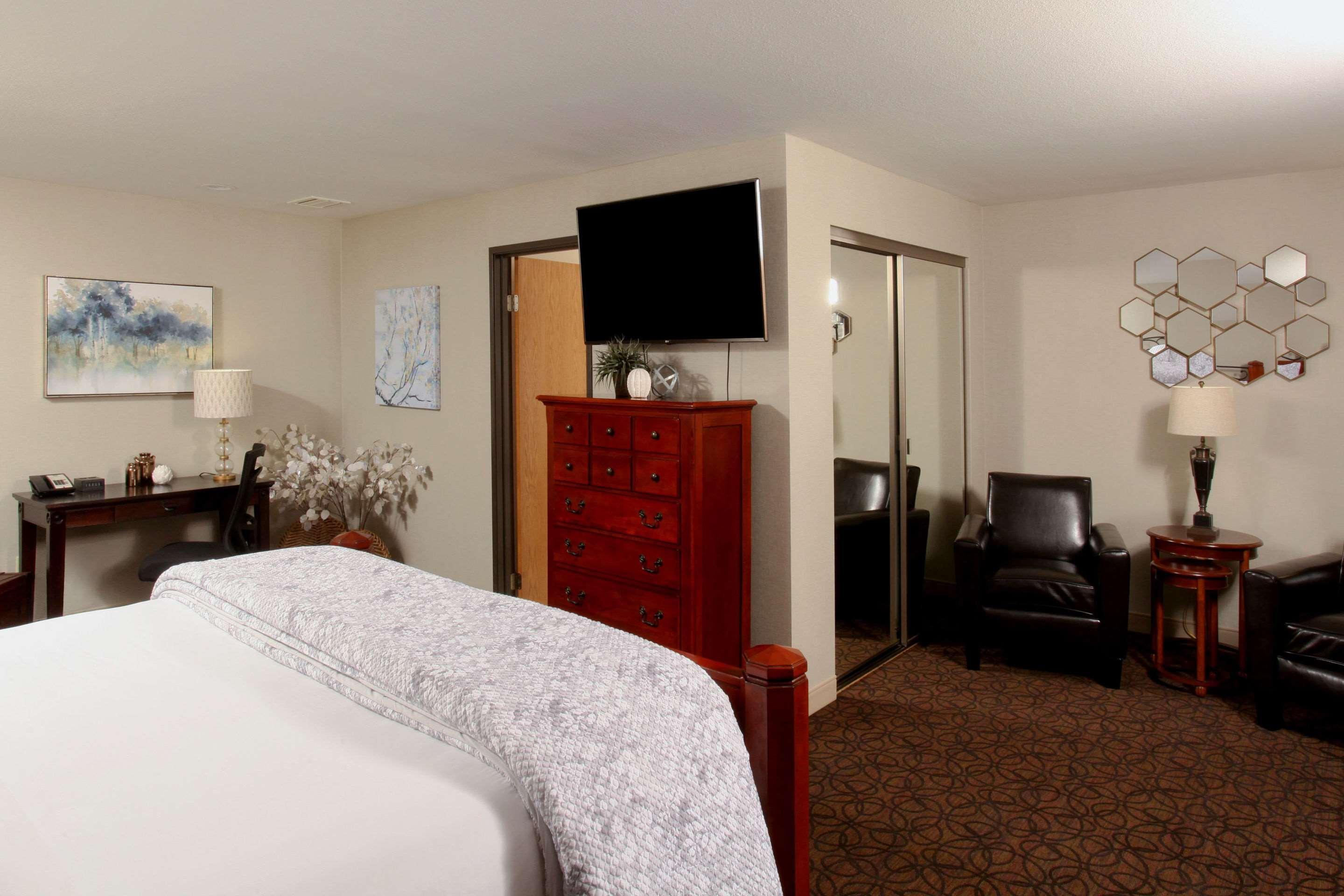 Quality Inn Oakwood Fairwood Ngoại thất bức ảnh