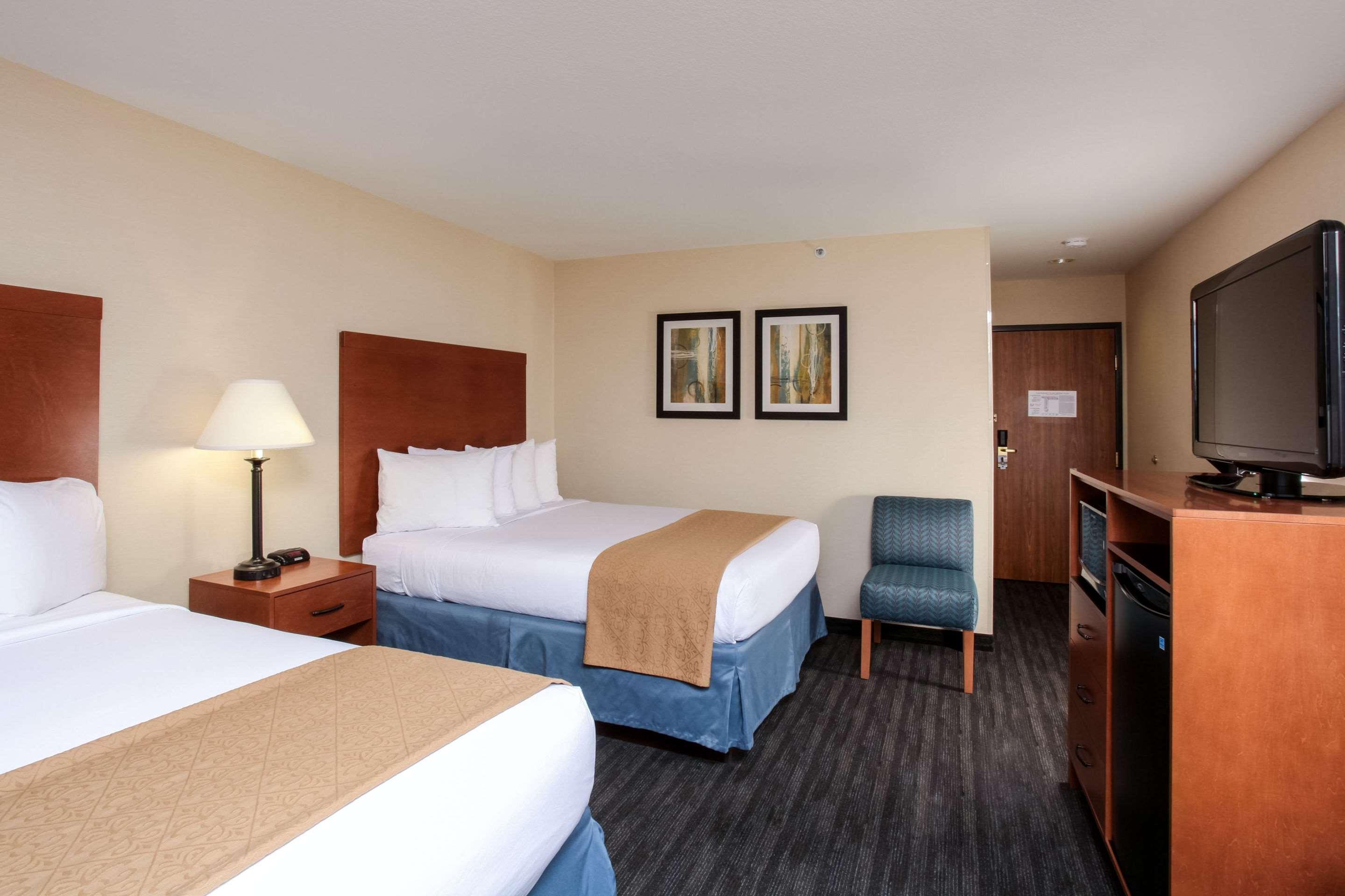 Quality Inn Oakwood Fairwood Ngoại thất bức ảnh
