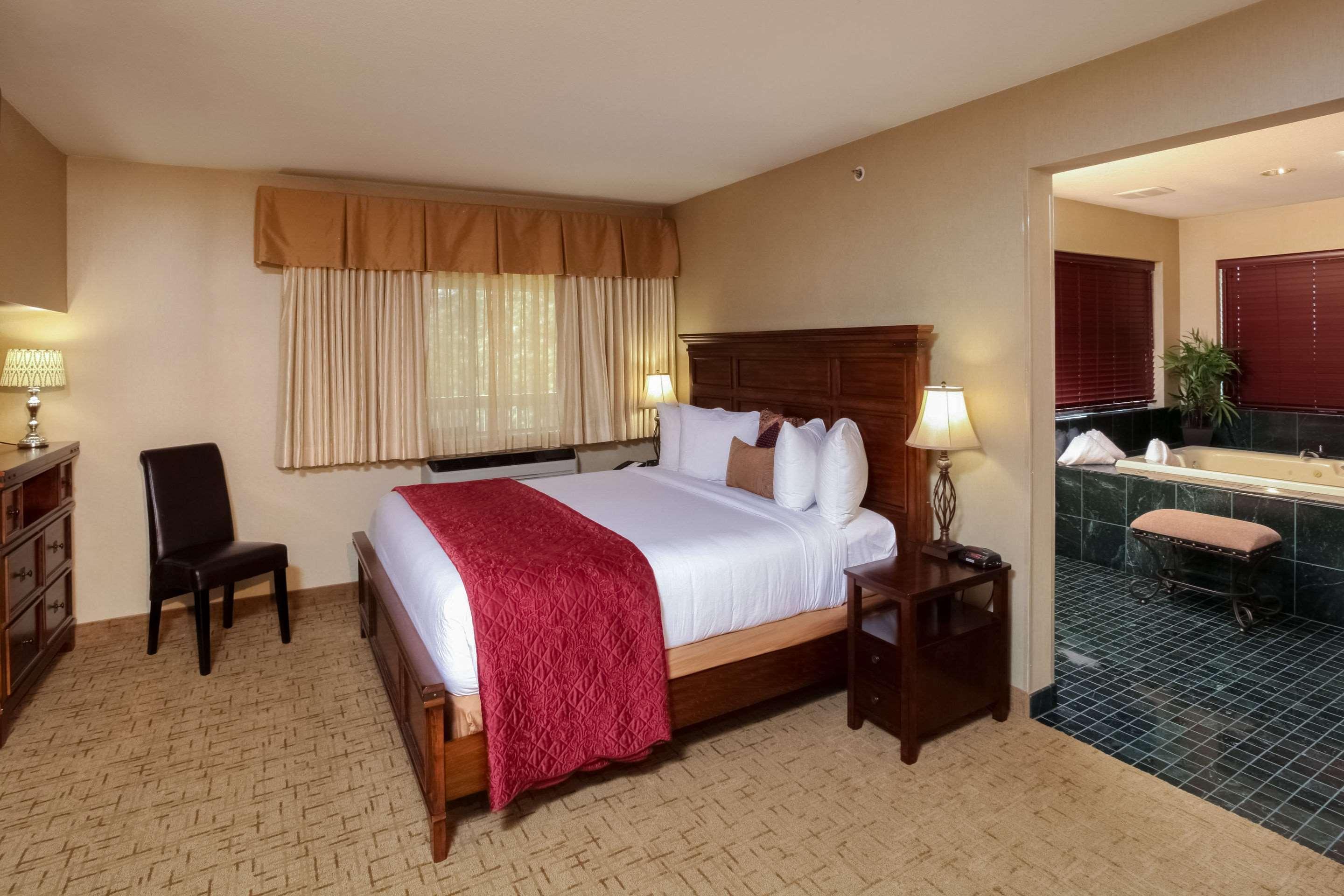 Quality Inn Oakwood Fairwood Ngoại thất bức ảnh