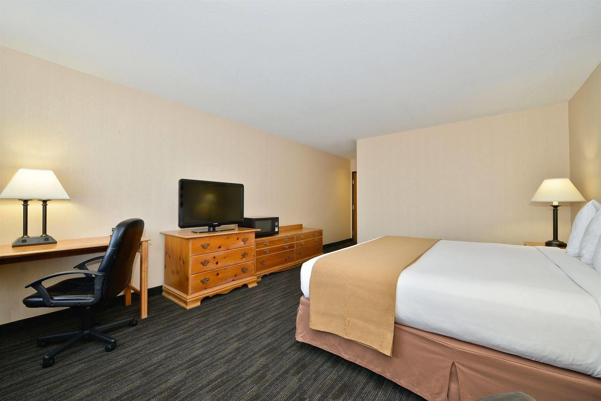Quality Inn Oakwood Fairwood Ngoại thất bức ảnh