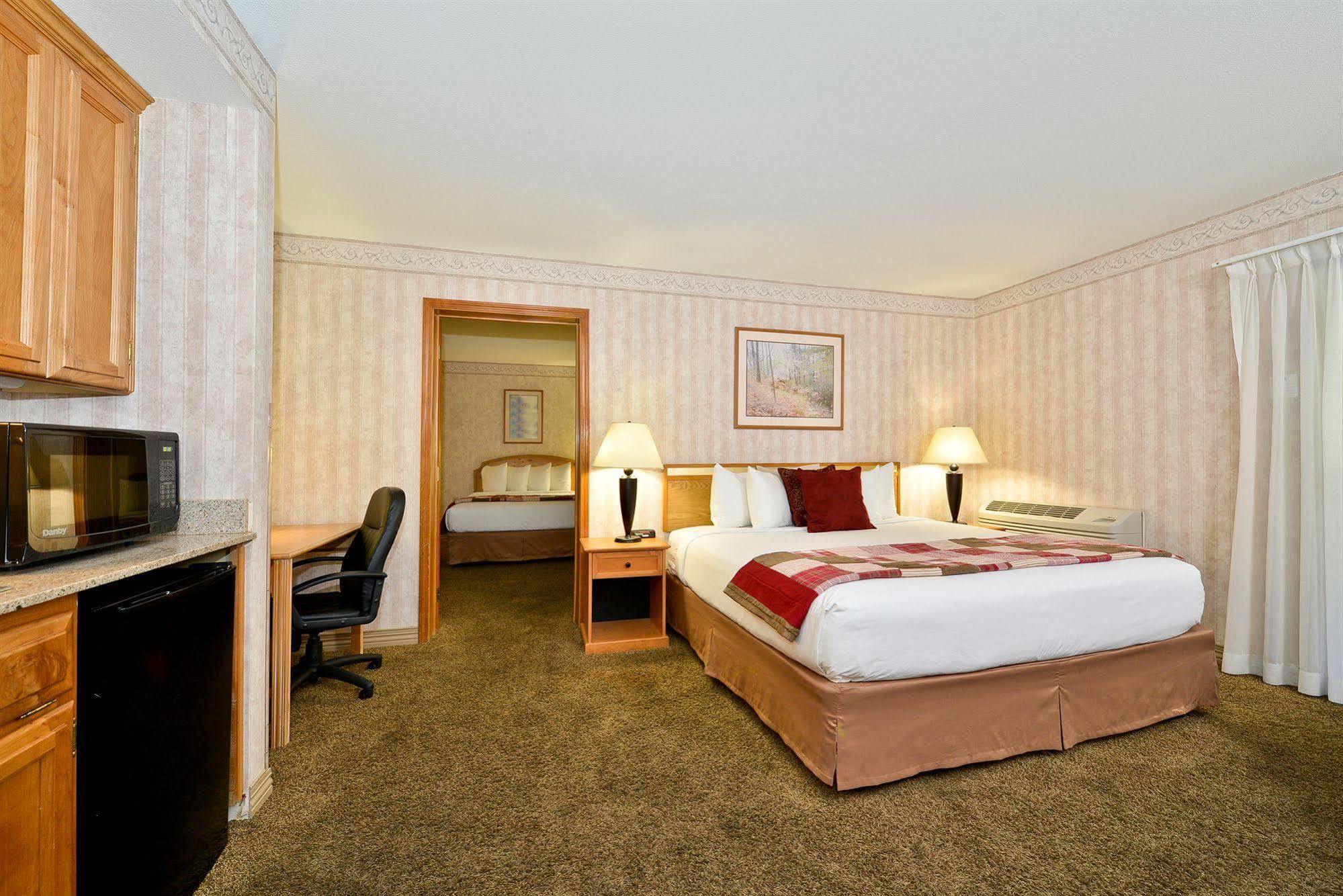 Quality Inn Oakwood Fairwood Ngoại thất bức ảnh